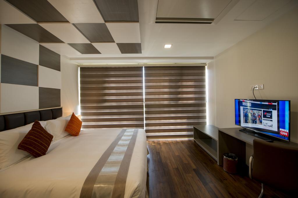 Hotel Parami Rangoon Buitenkant foto