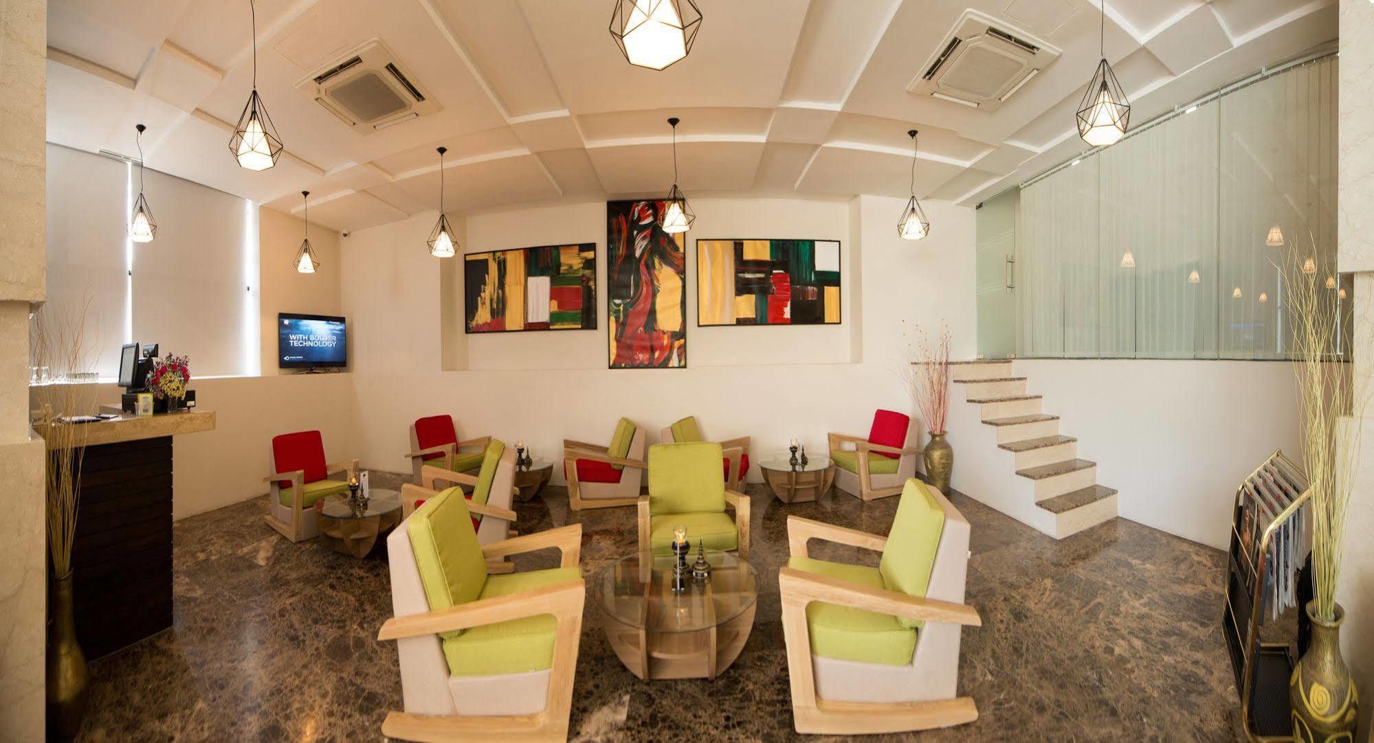 Hotel Parami Rangoon Buitenkant foto